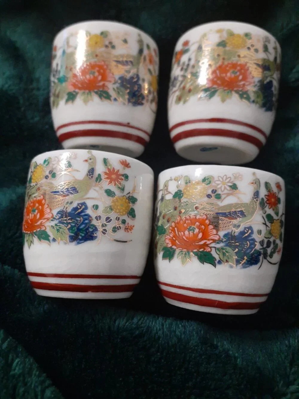 VINTAGE JAPAN HOT SAKE CUP SET OF 4 BEAUTIFUL CONDITION